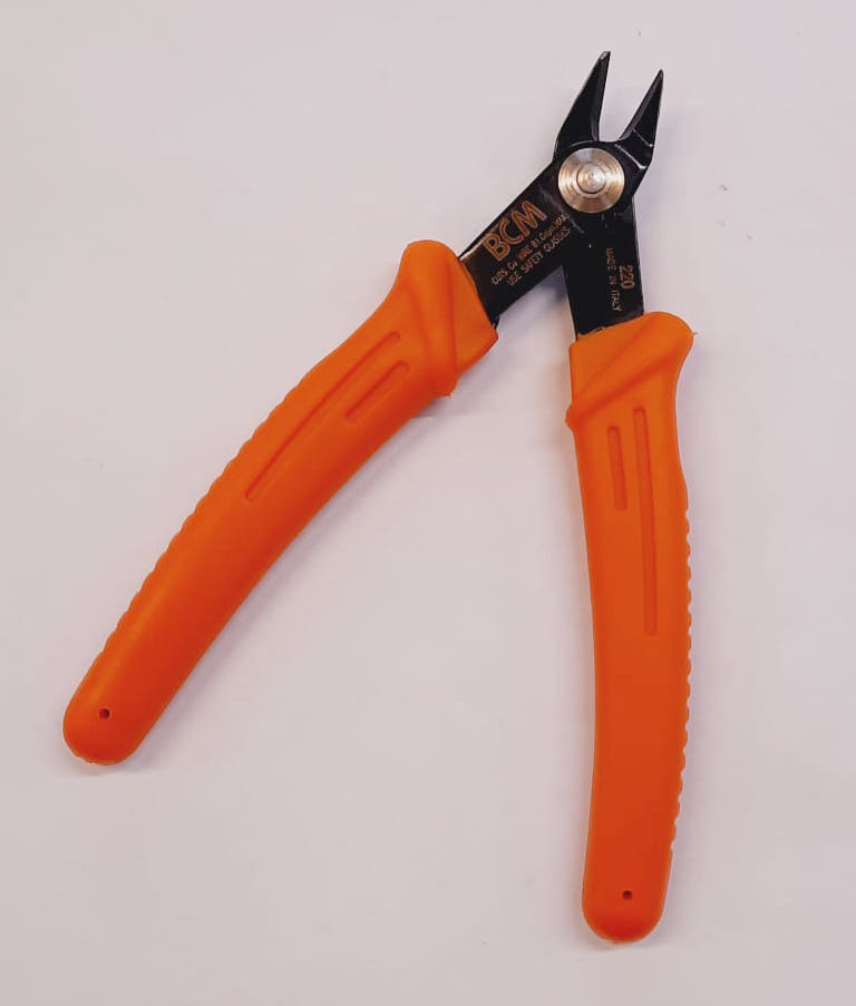 MS/220 - Tronchesina 117 mm taglio raso