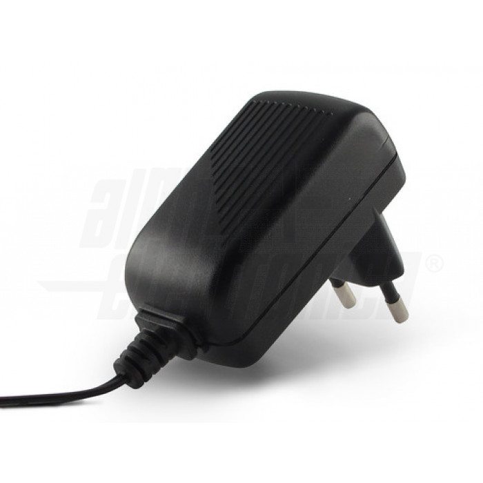 Alimentatore switching 15W 5Vdc 3A - 3 Connettori
